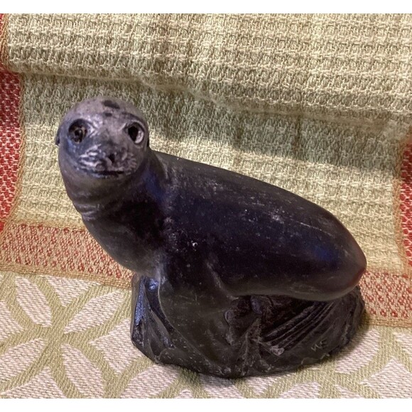 Wolf Original Handmade Soapstone 2 Seal & Otter Sculptures Figurine Made Canada - Picture 3 of 16
